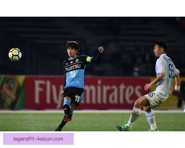 西甲鹦鹉队新赛季开局表现亮眼，年轻球员迎来突破展现潜力