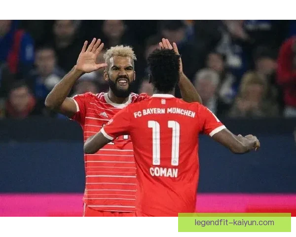 格纳布里与穆西亚拉在德甲中表现稳健，状态回暖备受关注。